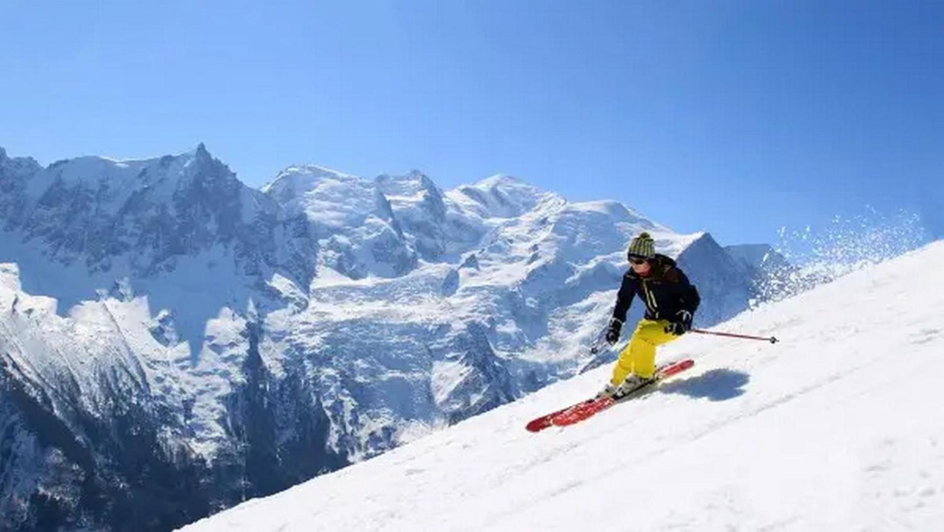Apartment Mont Du Soleil - Central Chamonix Mont Blanc Bagian luar foto